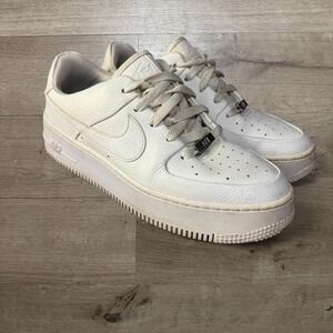 Nike Air Force 1 Sage Low Women's Size 9 Sneaker